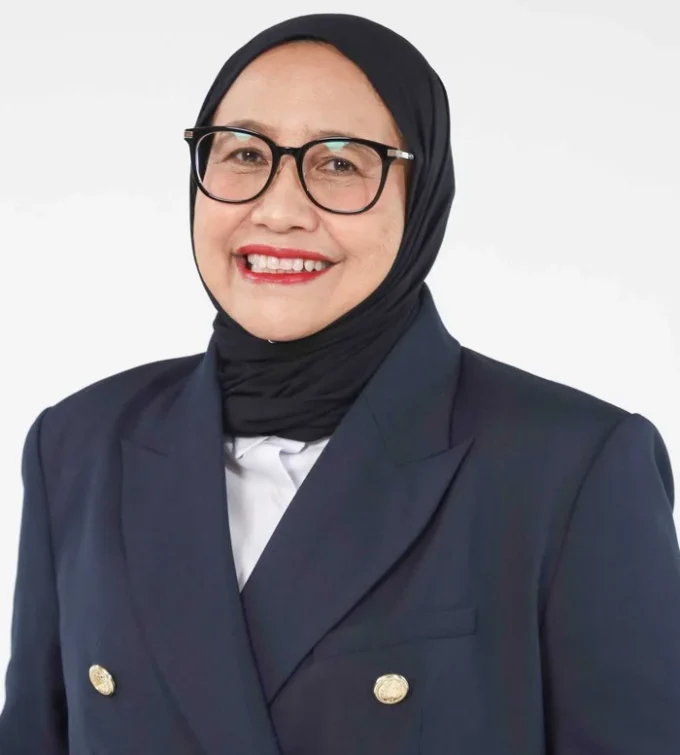 Nanik S Deyang Resmi Gantikan Dadan Hindayana Sebagai Kepala BGN