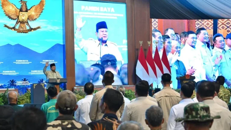 Prabowo Kelakar soal Beras Mahal, Banggakan Senjata Buatan Indonesia