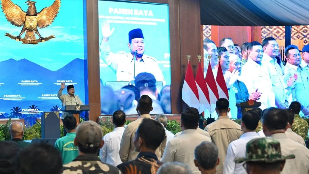 Prabowo Kelakar soal Beras Mahal, Banggakan Senjata Buatan Indonesia
